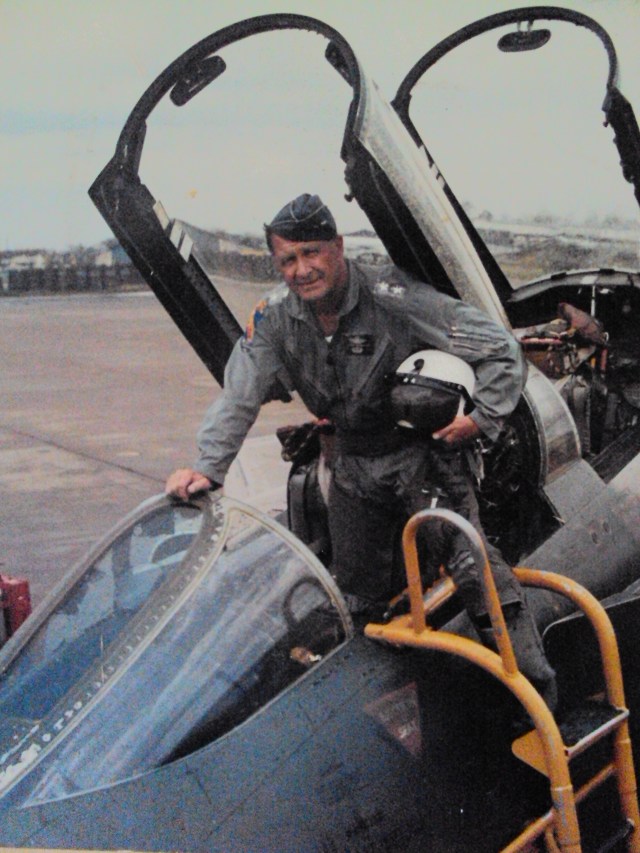 1 Oct. 1967 Tan son Nhut AB, RVN