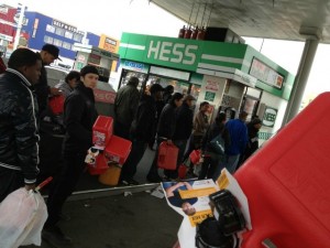Hurricane-Sandy-Hess-Gas-Station-On-Long-Island