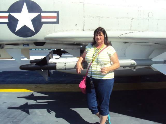 Cupcake with Aim 9 Sidewinders